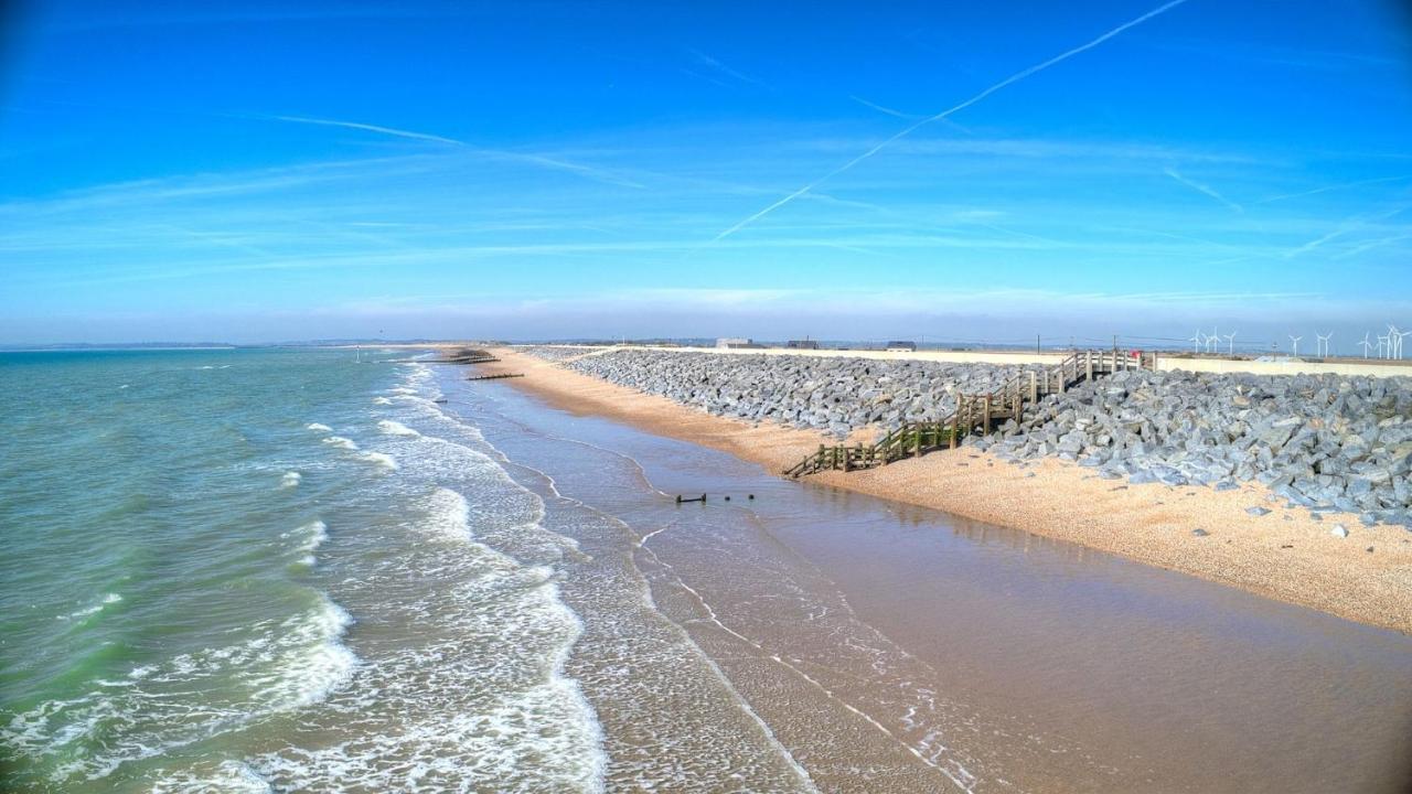 Coastguards Beach House Camber Exterior photo